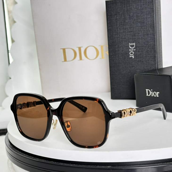 Picture of Dior Sunglasses _SKUfw75841741fw